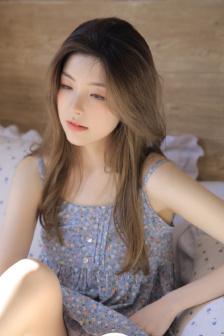 美女大学生沙龙